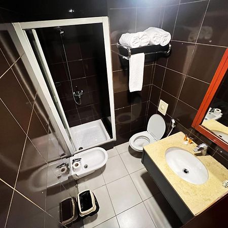 Caesar'S Park Hotel Бейрут Экстерьер фото