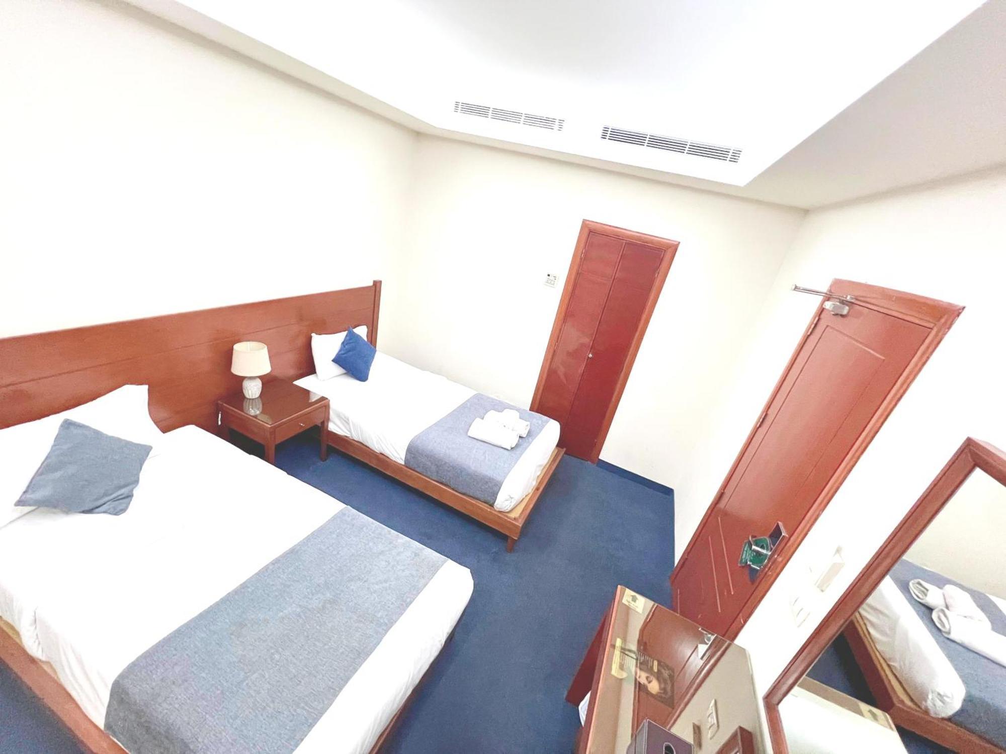 Caesar'S Park Hotel Бейрут Экстерьер фото
